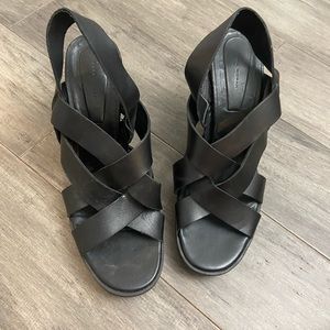 Size 10 EU 41. Zara Sandals. Great Condition.